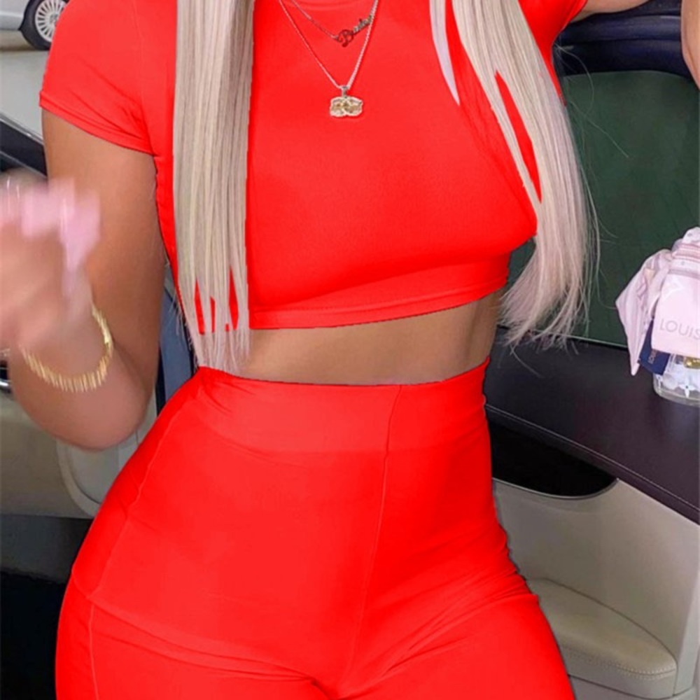 Red short set
